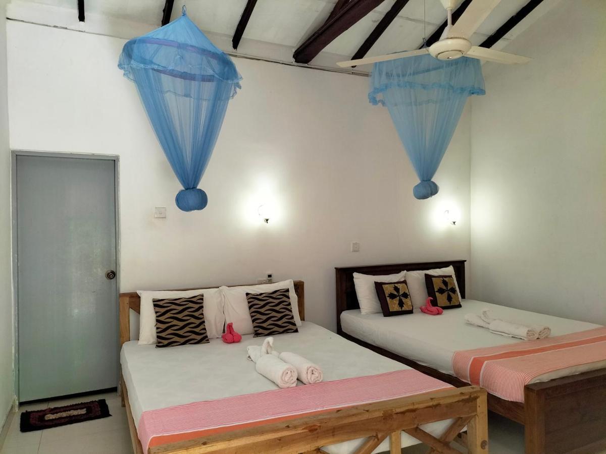 Sanjana Home Stay ฮาบารานา ภายนอก รูปภาพ